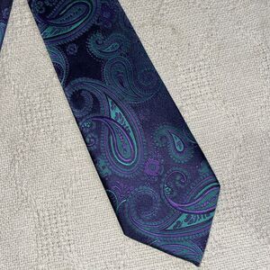 Hisdern Men’s Dress Tie Size 58” 3.25” Blue Paisley Silk Business Formal City